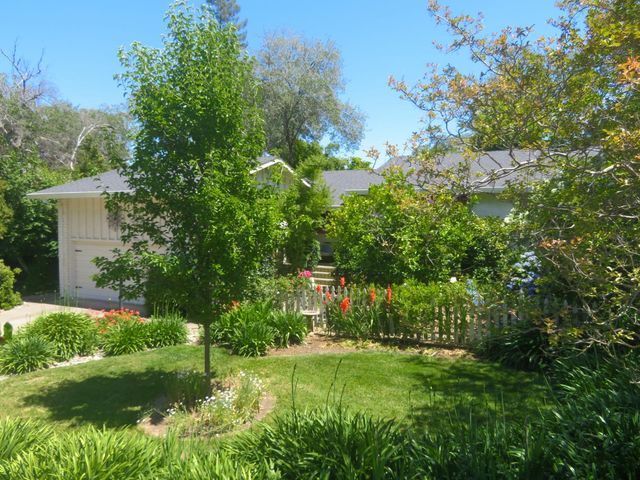 978 King Henry Way, El Dorado Hills, CA 95762