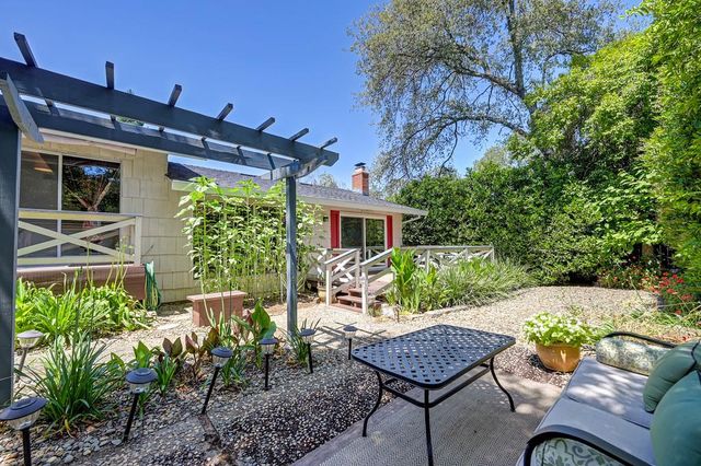 978 King Henry Way, El Dorado Hills, CA 95762