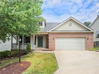 321 Hartsfield Terrace, Macedonia, OH 44056