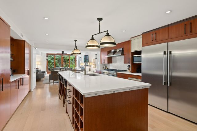 506 E 87th Street, New York City, NY 10128