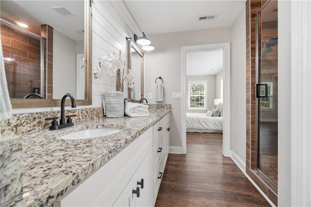 1924 Land Of Promise RD, Chesapeake, VA 23322
