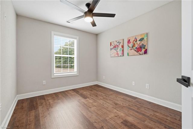1924 Land Of Promise RD, Chesapeake, VA 23322