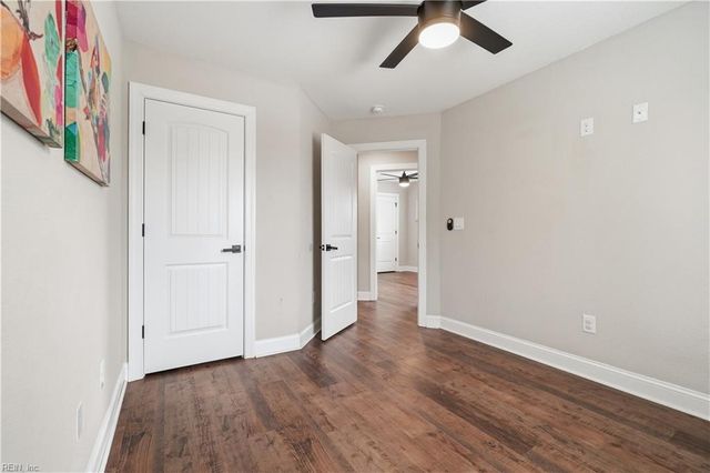 1924 Land Of Promise RD, Chesapeake, VA 23322