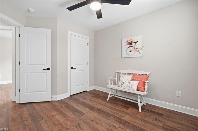 1924 Land Of Promise RD, Chesapeake, VA 23322