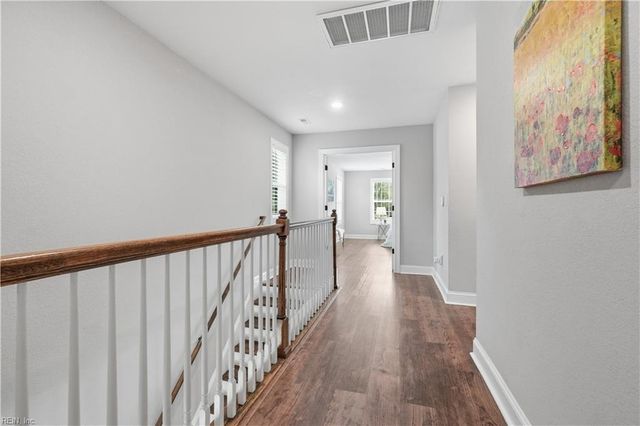 1924 Land Of Promise RD, Chesapeake, VA 23322