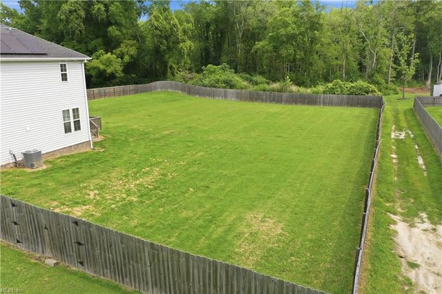 1924 Land Of Promise RD, Chesapeake, VA 23322