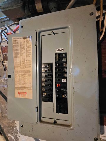 901 S Van Buren Street, Auburn, IN 46706