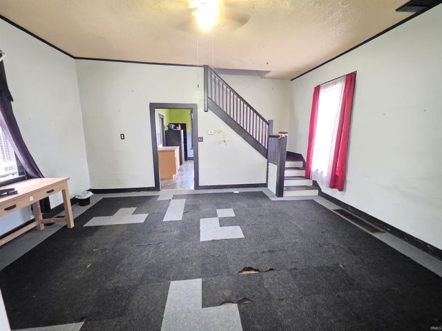 901 S Van Buren Street, Auburn, IN 46706