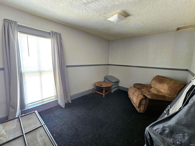 901 S Van Buren Street, Auburn, IN 46706