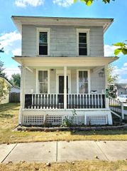 901 S Van Buren Street, Auburn, IN 46706