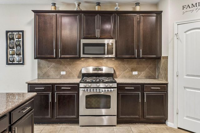 100 Sandy Lyle CV, Round Rock, TX 78664