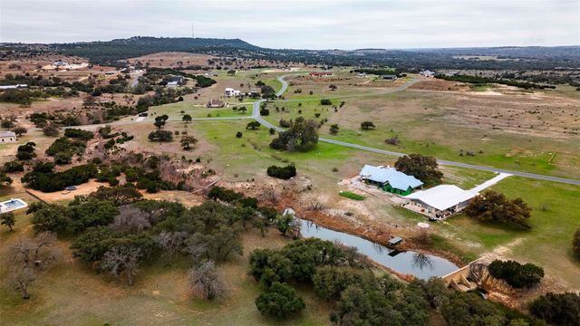 40 Summit Springs DR, Marble Falls, TX 78654