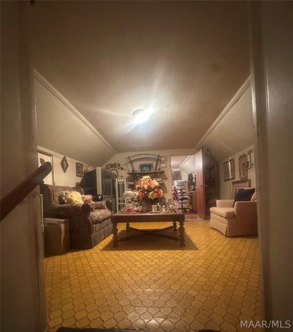 402 2nd Avenue, Tallassee, AL 36078