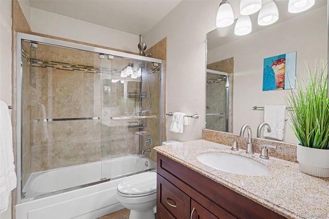 3805 W Union Avenue, Denver, CO 80236
