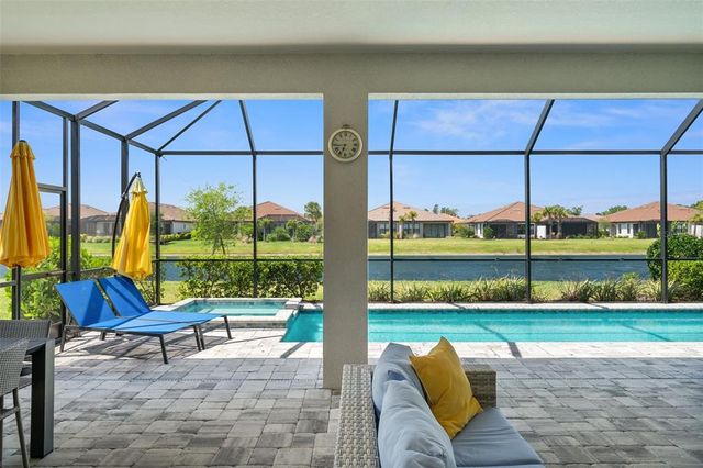 6266 MESA GLEN, Bradenton, FL 34203