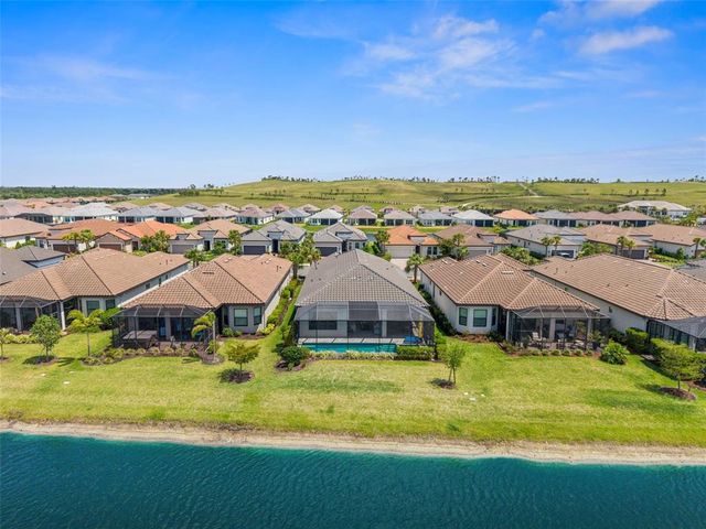 6266 MESA GLEN, Bradenton, FL 34203