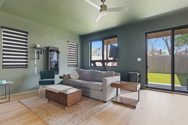 308 N Saint Clair St, East Liberty, PA 15206