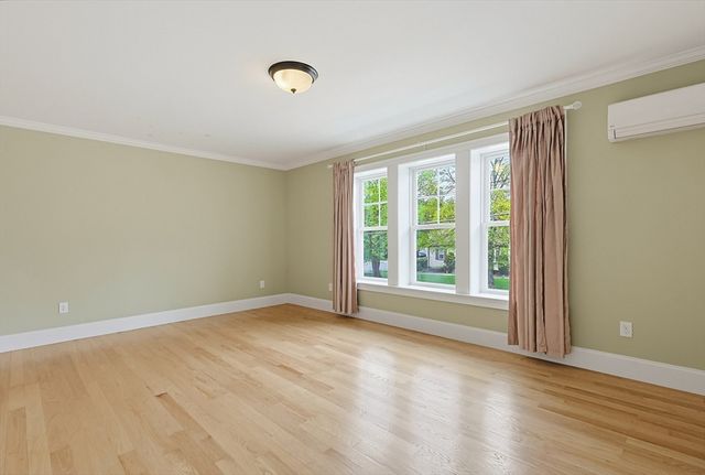 1362 Great Plain Ave 1, Needham, MA 02492