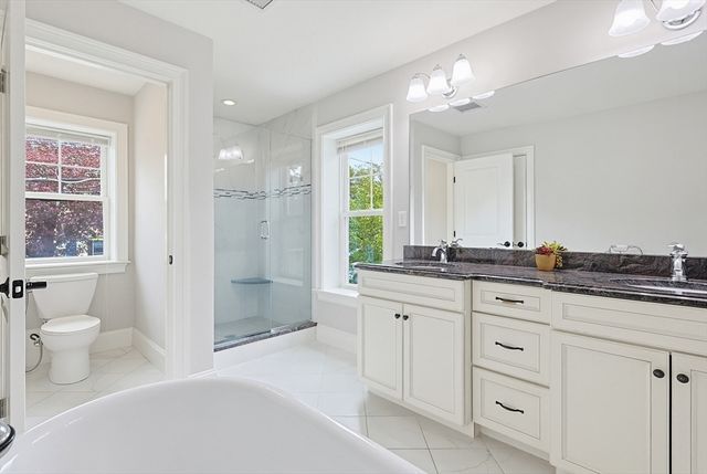 1362 Great Plain Ave 1, Needham, MA 02492