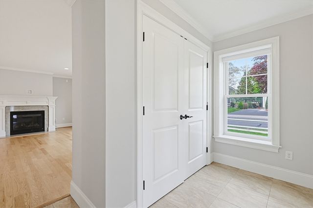 1362 Great Plain Ave 1, Needham, MA 02492