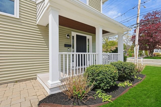 1362 Great Plain Ave 1, Needham, MA 02492