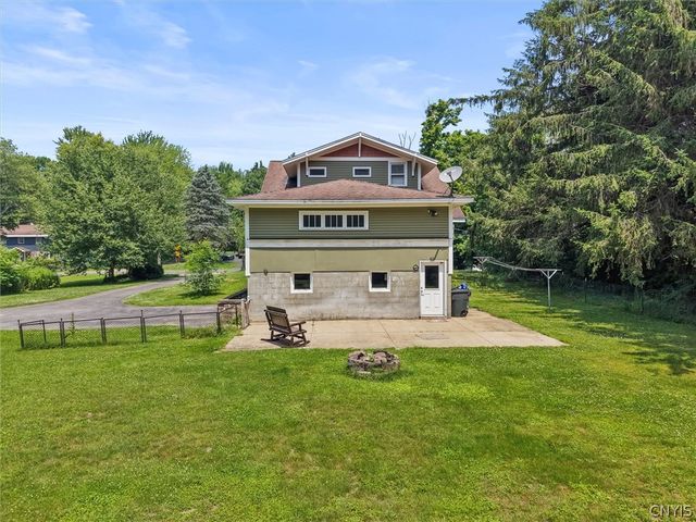 155 County Route 24, Minetto, NY 13126