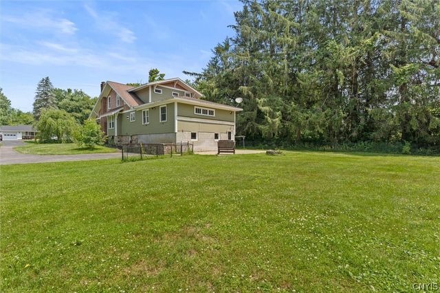 155 County Route 24, Minetto, NY 13126