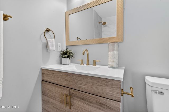 1609 W CAPRI Avenue, Mesa, AZ 85202