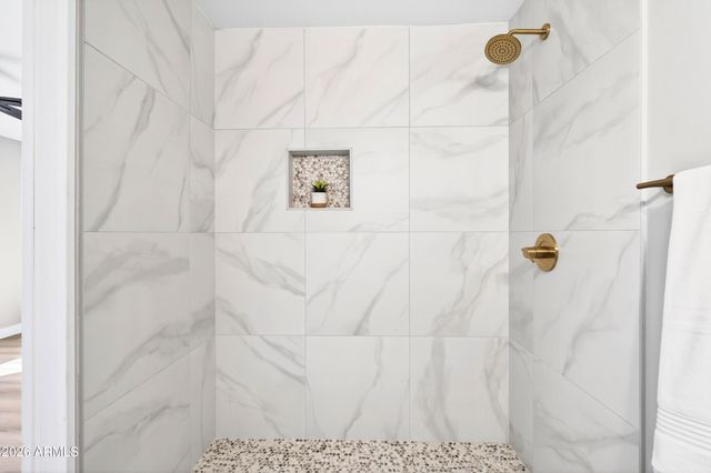 1609 W CAPRI Avenue, Mesa, AZ 85202