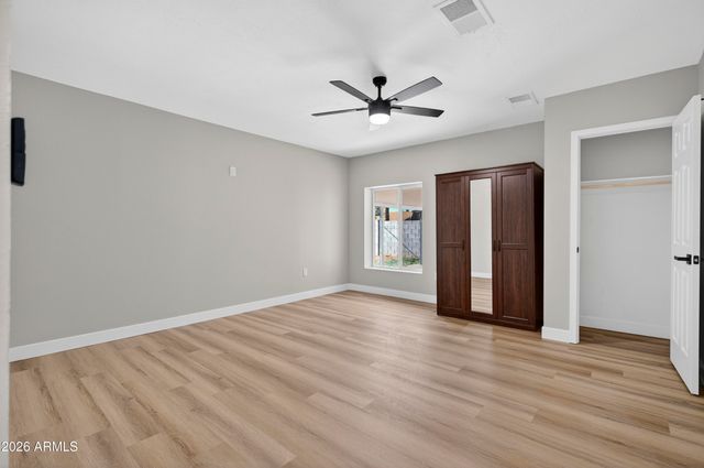 1609 W CAPRI Avenue, Mesa, AZ 85202