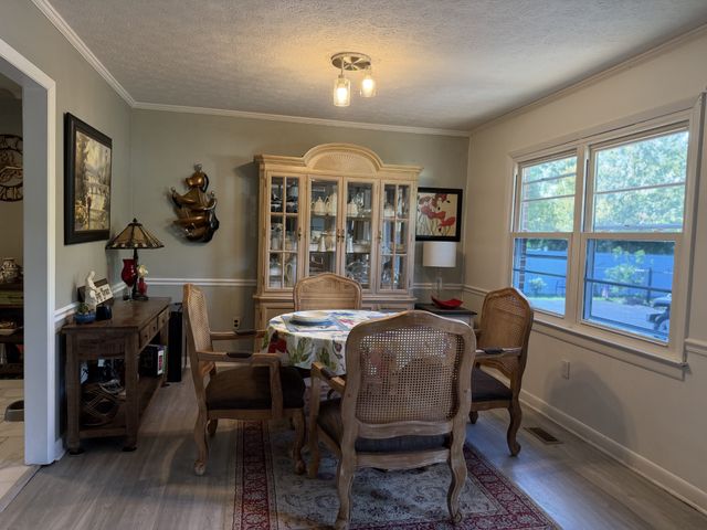 5042 Creekside Dr, Murfreesboro, TN 37128