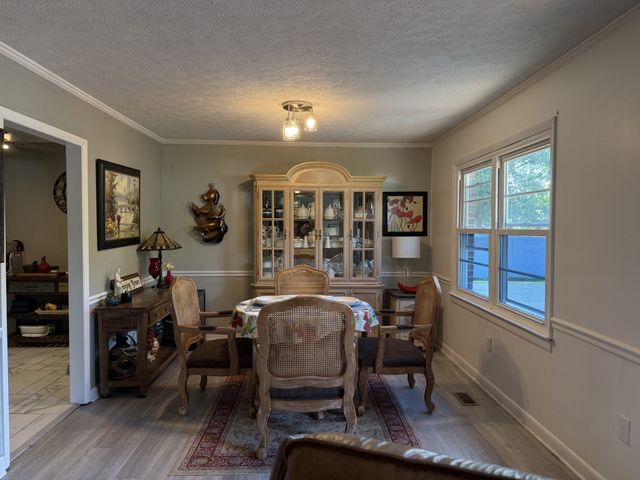 5042 Creekside Dr, Murfreesboro, TN 37128