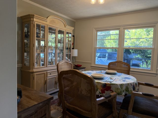 5042 Creekside Dr, Murfreesboro, TN 37128