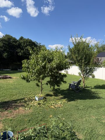 5042 Creekside Dr, Murfreesboro, TN 37128