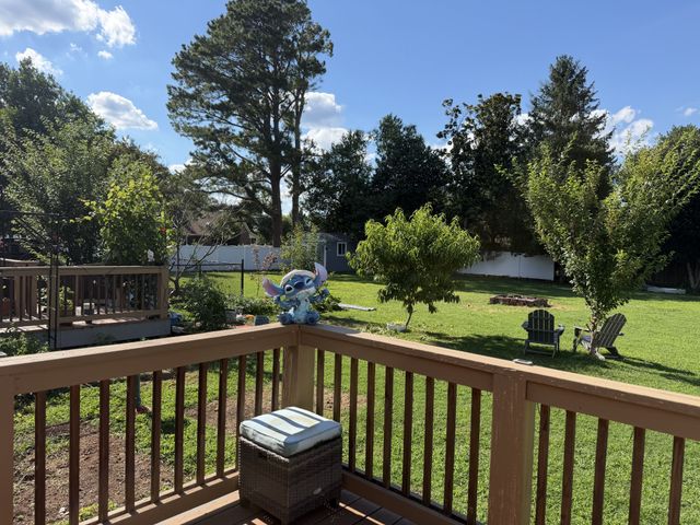 5042 Creekside Dr, Murfreesboro, TN 37128