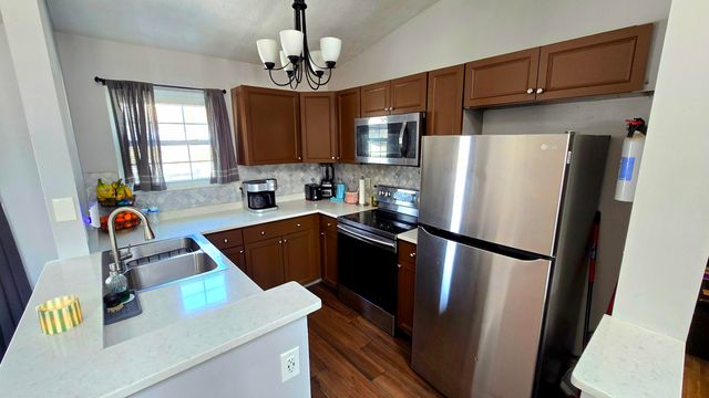 164 Meadow Creek Drive, Florence, KY 41042