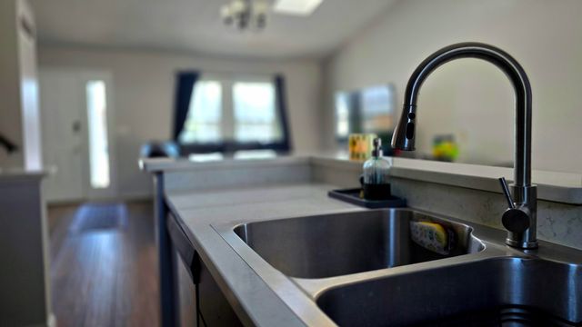 164 Meadow Creek Drive, Florence, KY 41042