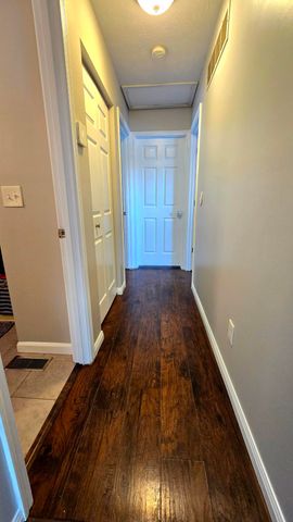 164 Meadow Creek Drive, Florence, KY 41042