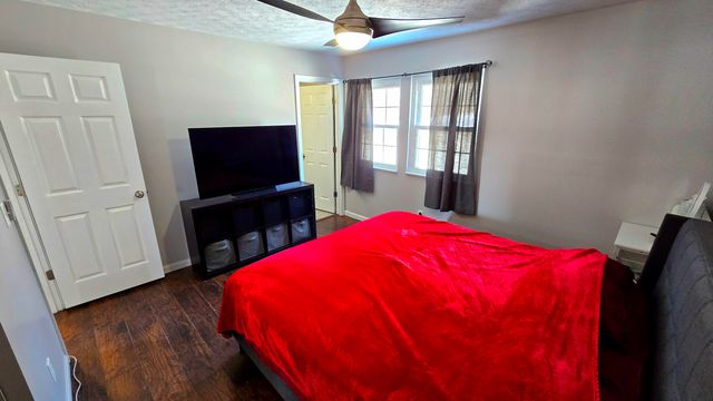 164 Meadow Creek Drive, Florence, KY 41042