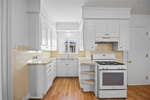 35 Woodlawn Street, Rochester, NY 14607