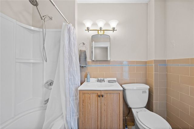 35 Woodlawn Street, Rochester, NY 14607