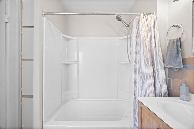 35 Woodlawn Street, Rochester, NY 14607