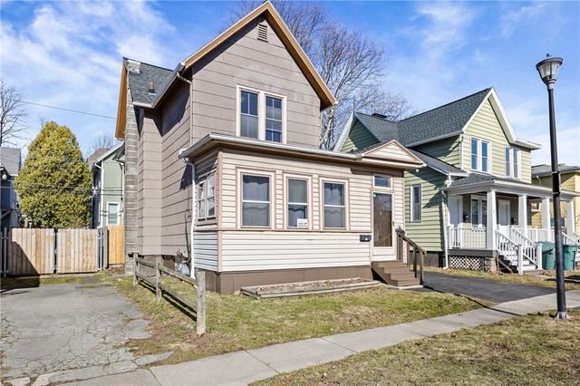 35 Woodlawn Street, Rochester, NY 14607