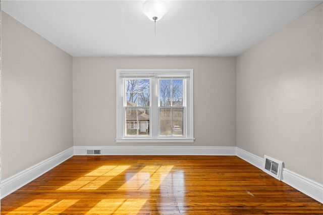 35 Woodlawn Street, Rochester, NY 14607