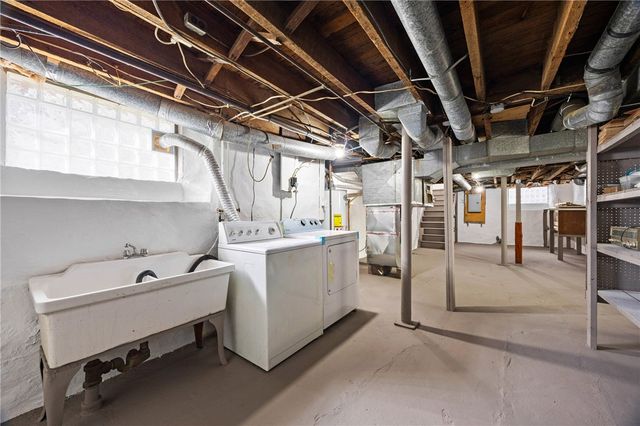 35 Woodlawn Street, Rochester, NY 14607