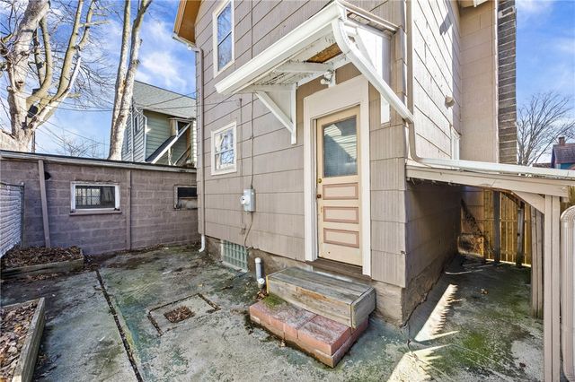 35 Woodlawn Street, Rochester, NY 14607