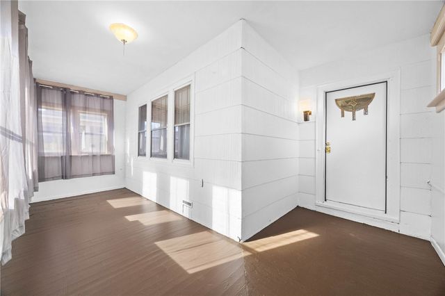 35 Woodlawn Street, Rochester, NY 14607