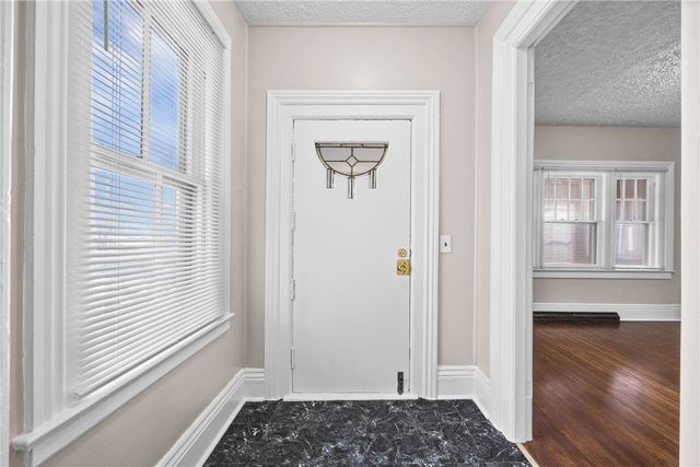 35 Woodlawn Street, Rochester, NY 14607