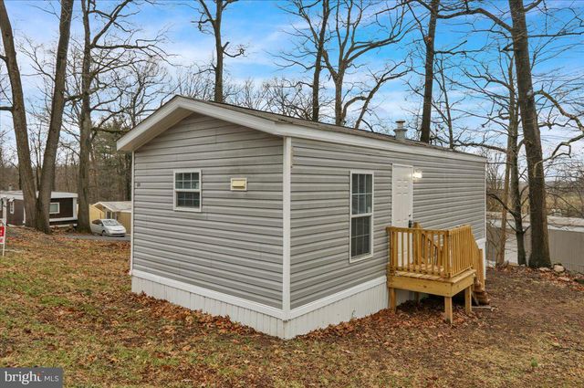 88 UPPER LOOP RD, Leesport, PA 19533