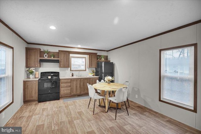 88 UPPER LOOP RD, Leesport, PA 19533